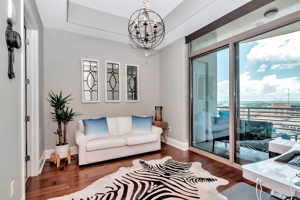 出租: $6,500 (3 贝兹, 3 浴室, 1523 平方英尺)