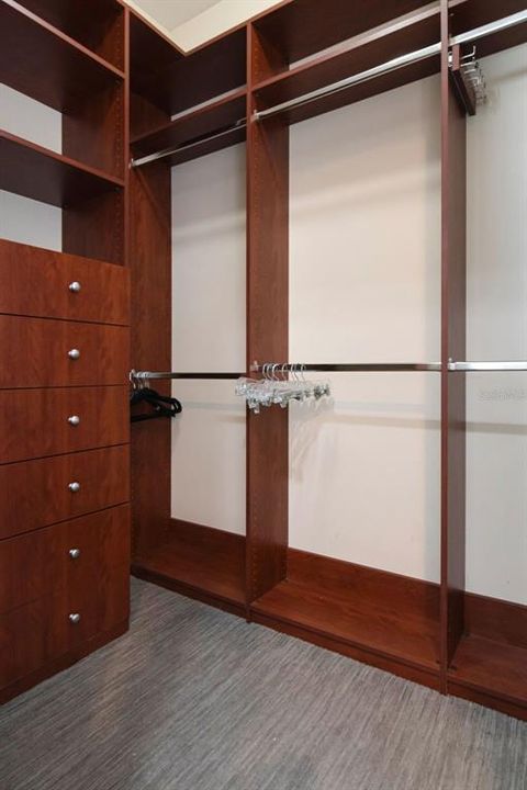 For Rent: $6,500 (3 beds, 3 baths, 1523 Square Feet)
