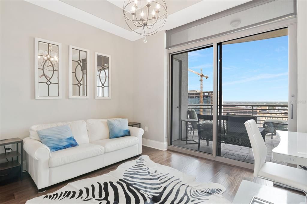 For Rent: $6,500 (3 beds, 3 baths, 1523 Square Feet)