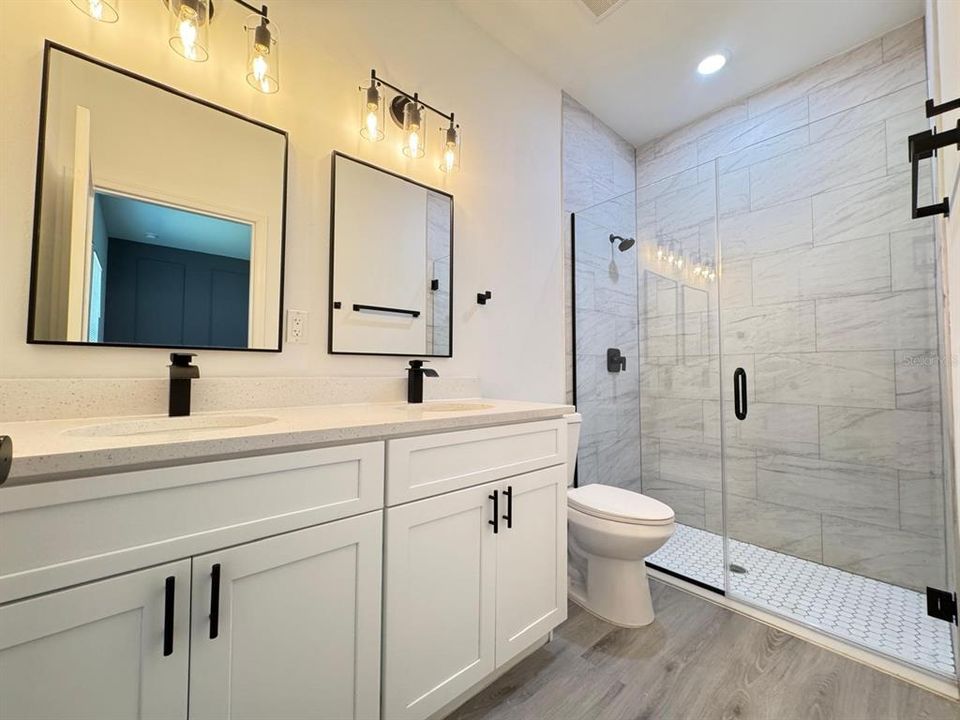 В аренду: $1,995 (4 спален, 2 ванн, 1637 Квадратных фут)