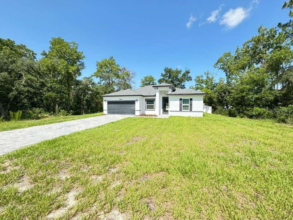 В аренду: $1,995 (4 спален, 2 ванн, 1637 Квадратных фут)
