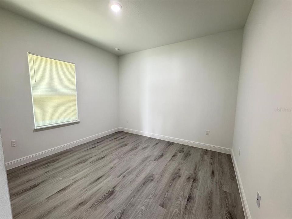 В аренду: $1,995 (4 спален, 2 ванн, 1637 Квадратных фут)