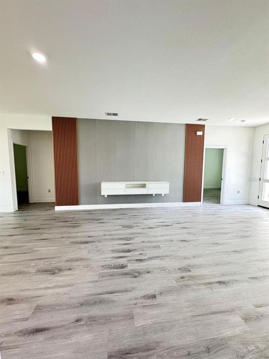 В аренду: $1,995 (4 спален, 2 ванн, 1637 Квадратных фут)