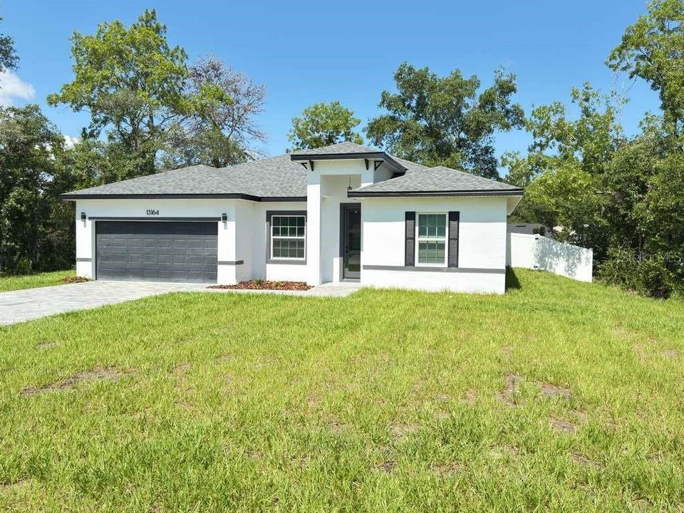 В аренду: $1,995 (4 спален, 2 ванн, 1637 Квадратных фут)