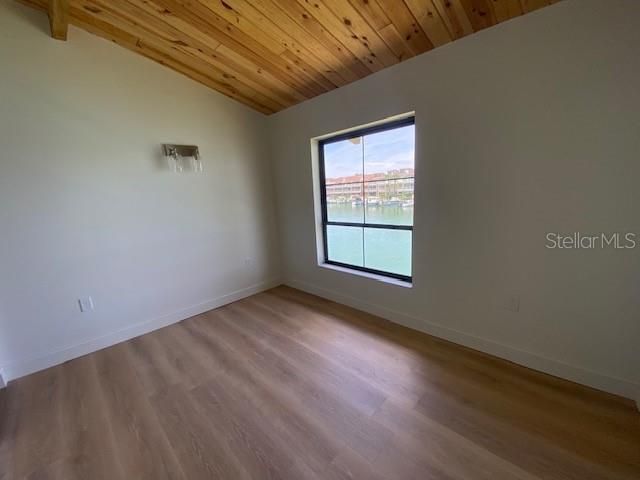 В аренду: $2,400 (2 спален, 1 ванн, 1010 Квадратных фут)