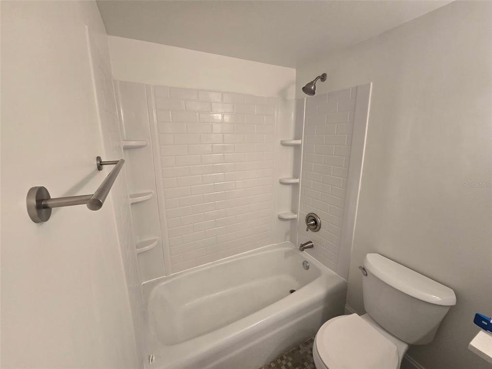В аренду: $2,400 (2 спален, 1 ванн, 1010 Квадратных фут)