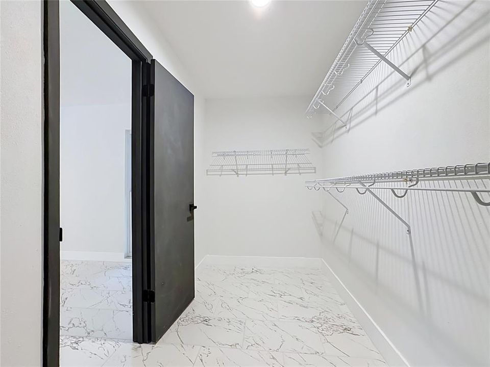 На продажу: $549,000 (3 спален, 2 ванн, 1696 Квадратных фут)