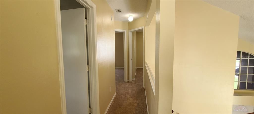 В аренду: $2,400 (4 спален, 2 ванн, 1664 Квадратных фут)