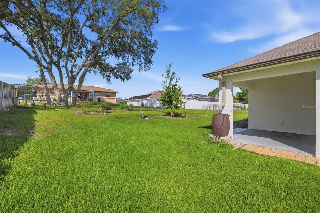 En Venta: $345,000 (4 camas, 2 baños, 1828 Pies cuadrados)