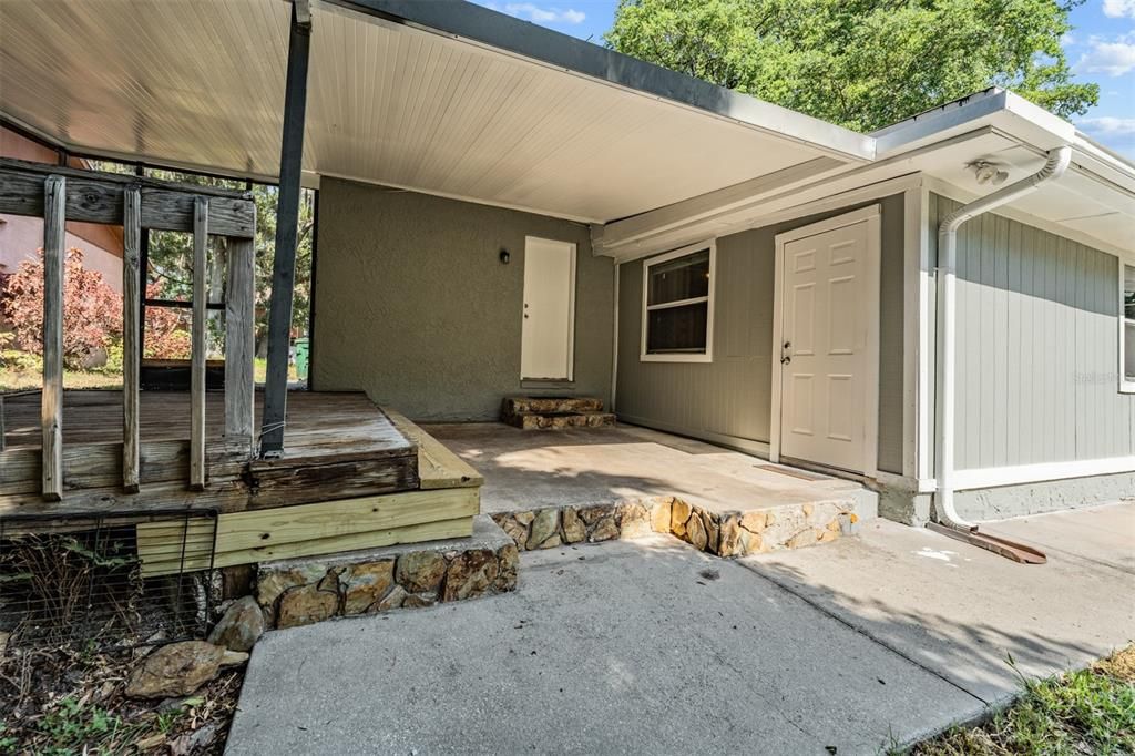 For Rent: $2,195 (4 beds, 2 baths, 1762 Square Feet)