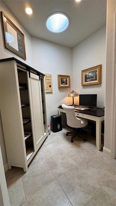 En Venta: $599,900 (3 camas, 3 baños, 1851 Pies cuadrados)