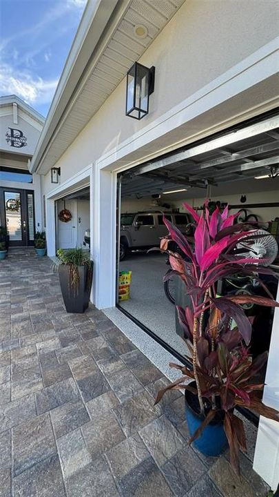En Venta: $599,900 (3 camas, 3 baños, 1851 Pies cuadrados)
