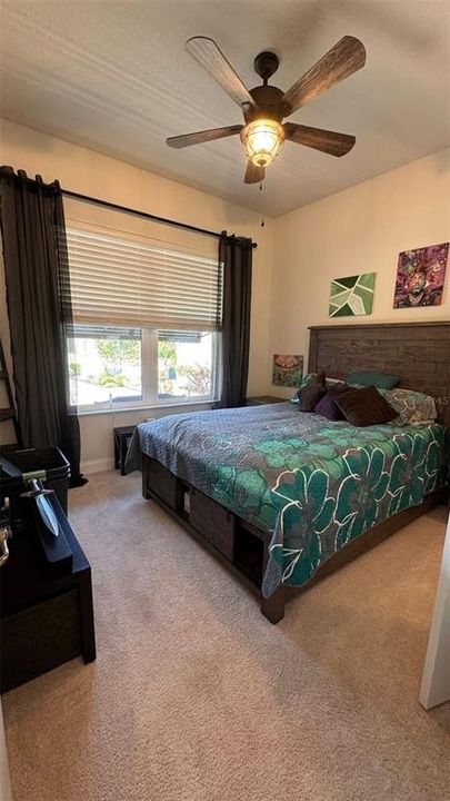 En Venta: $599,900 (3 camas, 3 baños, 1851 Pies cuadrados)