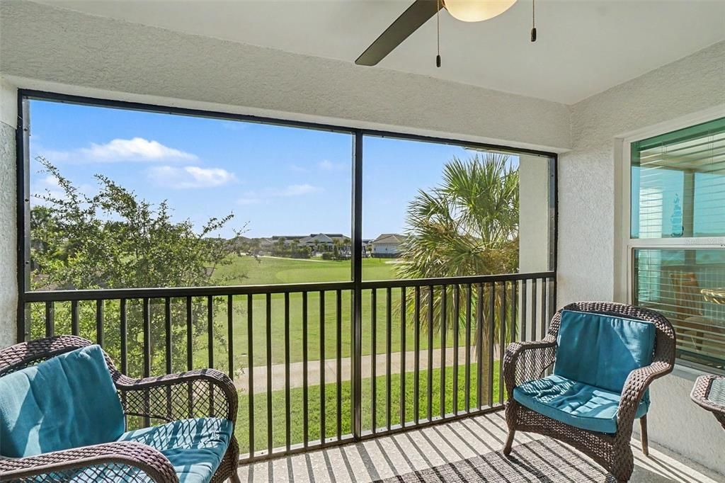 For Sale: $339,000 (2 beds, 2 baths, 1366 Square Feet)