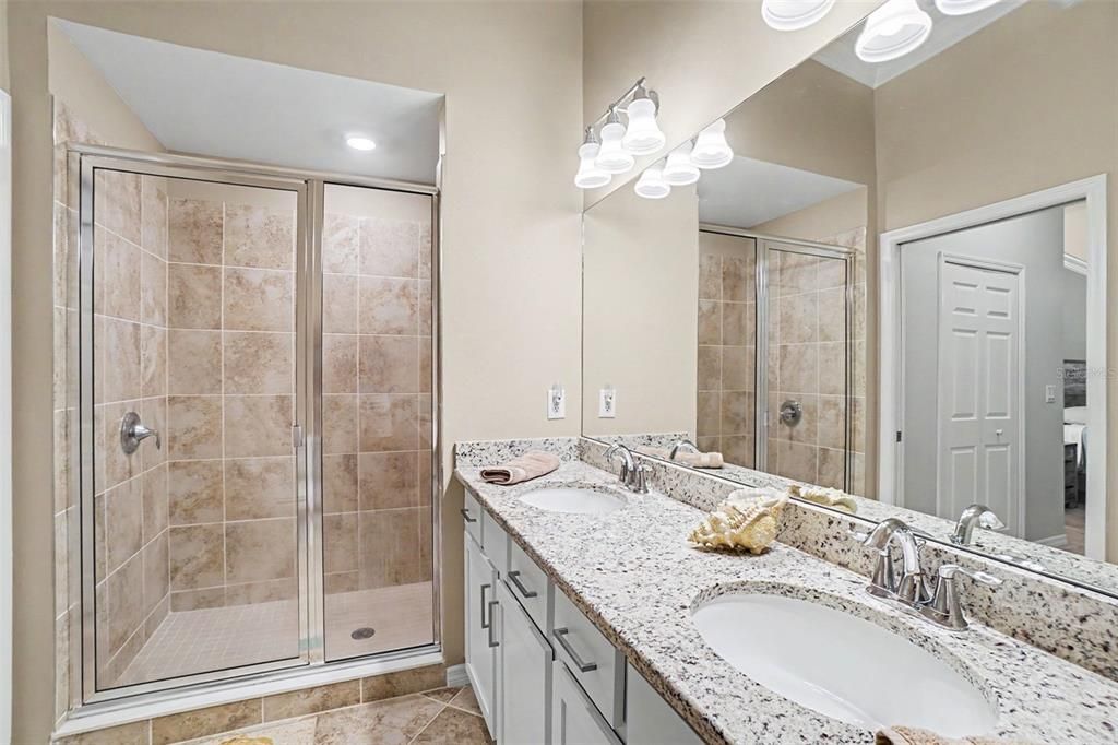 For Sale: $339,000 (2 beds, 2 baths, 1366 Square Feet)