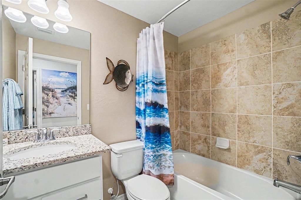 For Sale: $339,000 (2 beds, 2 baths, 1366 Square Feet)
