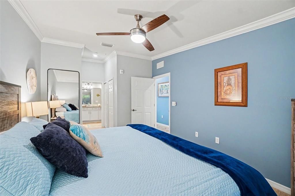 For Sale: $339,000 (2 beds, 2 baths, 1366 Square Feet)