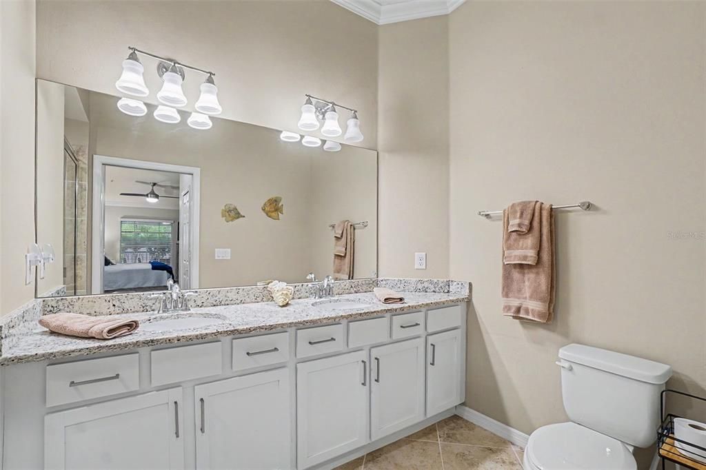 For Sale: $339,000 (2 beds, 2 baths, 1366 Square Feet)