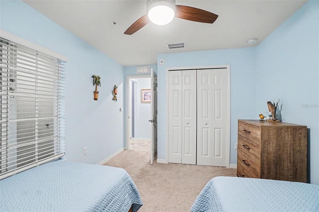 For Sale: $339,000 (2 beds, 2 baths, 1366 Square Feet)