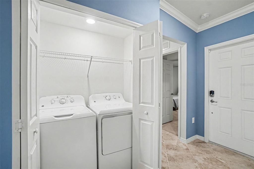 For Sale: $339,000 (2 beds, 2 baths, 1366 Square Feet)