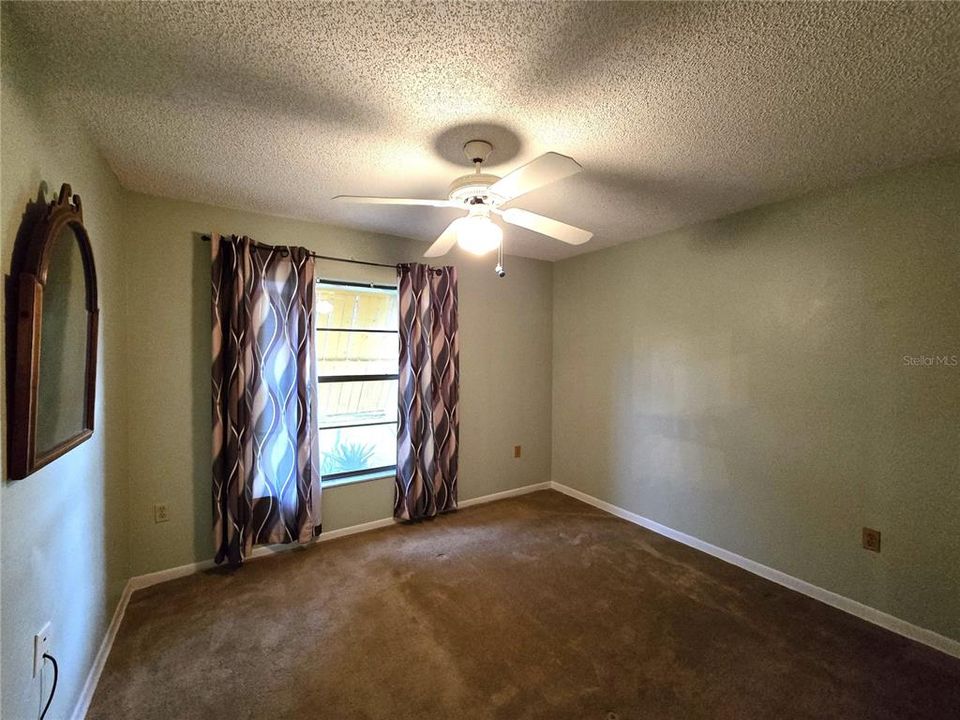 En Venta: $364,000 (3 camas, 2 baños, 1688 Pies cuadrados)