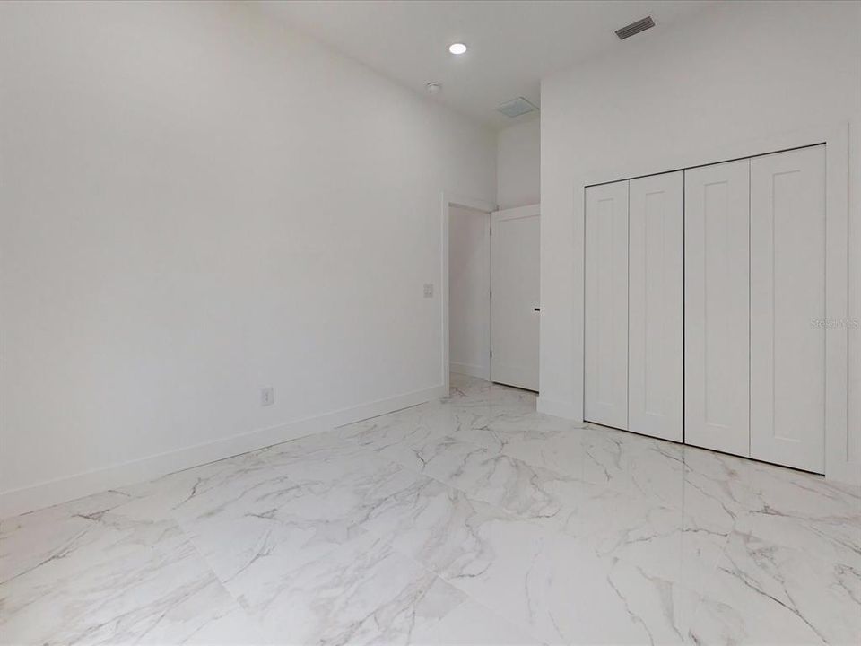 For Sale: $345,000 (3 beds, 2 baths, 1612 Square Feet)