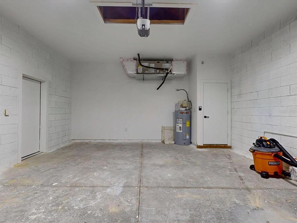 For Sale: $345,000 (3 beds, 2 baths, 1612 Square Feet)