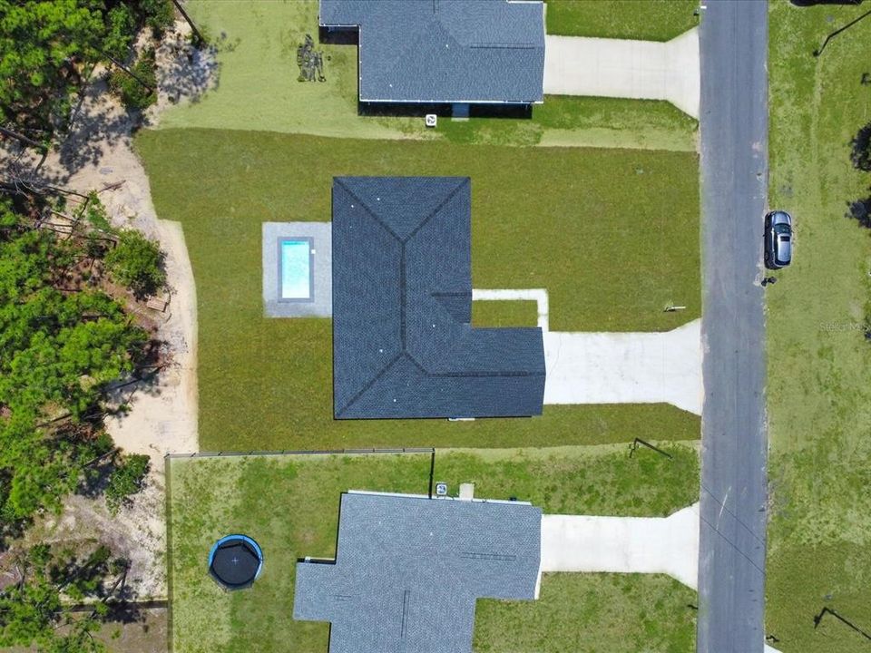 For Sale: $345,000 (3 beds, 2 baths, 1612 Square Feet)