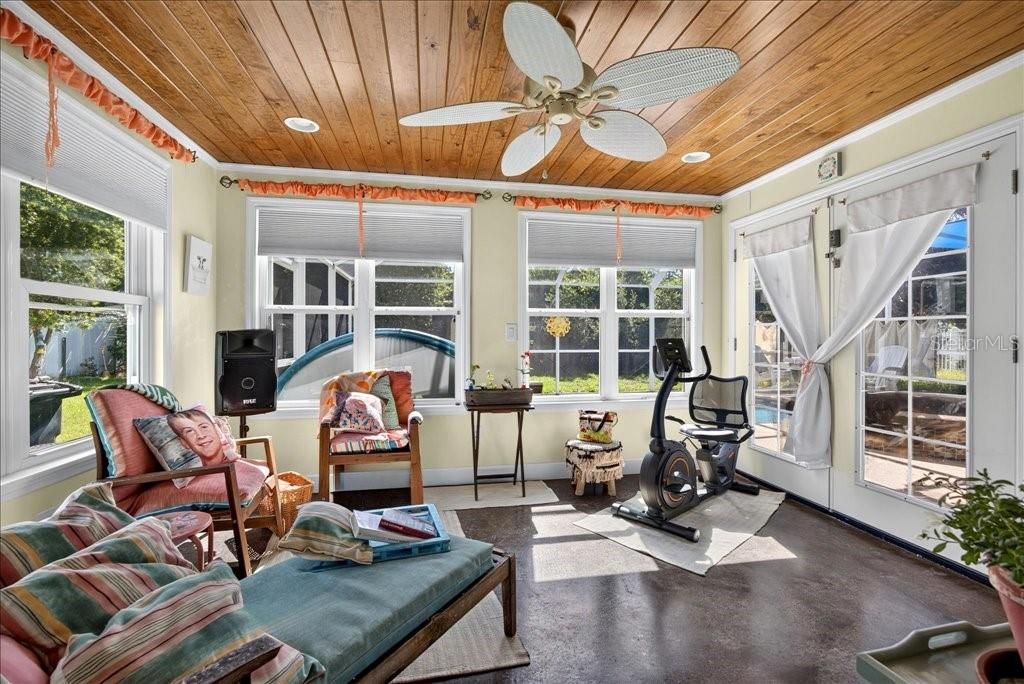 En Venta: $340,000 (2 camas, 2 baños, 1444 Pies cuadrados)