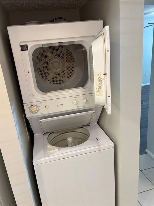 В аренду: $1,350 (1 спален, 1 ванн, 924 Квадратных фут)
