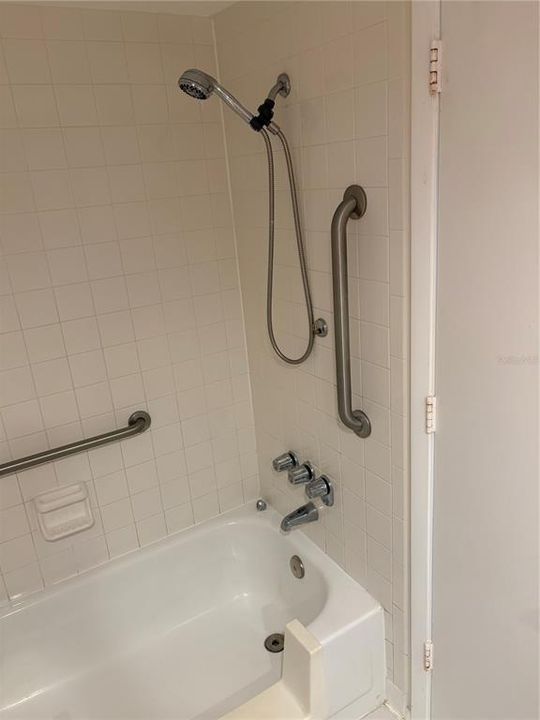 В аренду: $1,350 (1 спален, 1 ванн, 924 Квадратных фут)