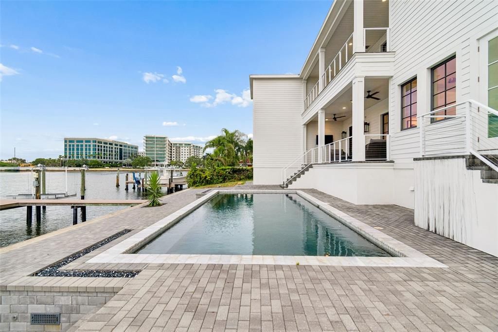 : $4,000,000 (5 beds, 5 baths, 5006 Square Feet)