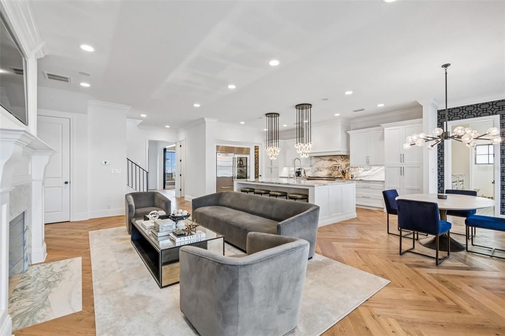 : $4,000,000 (5 beds, 5 baths, 5006 Square Feet)