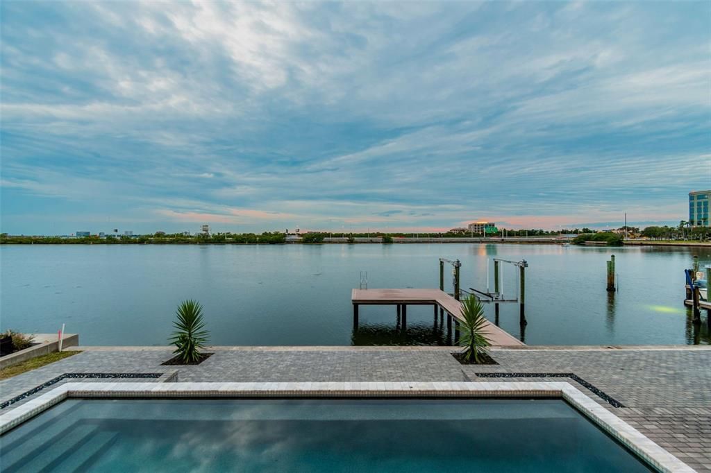 : $4,000,000 (5 beds, 5 baths, 5006 Square Feet)