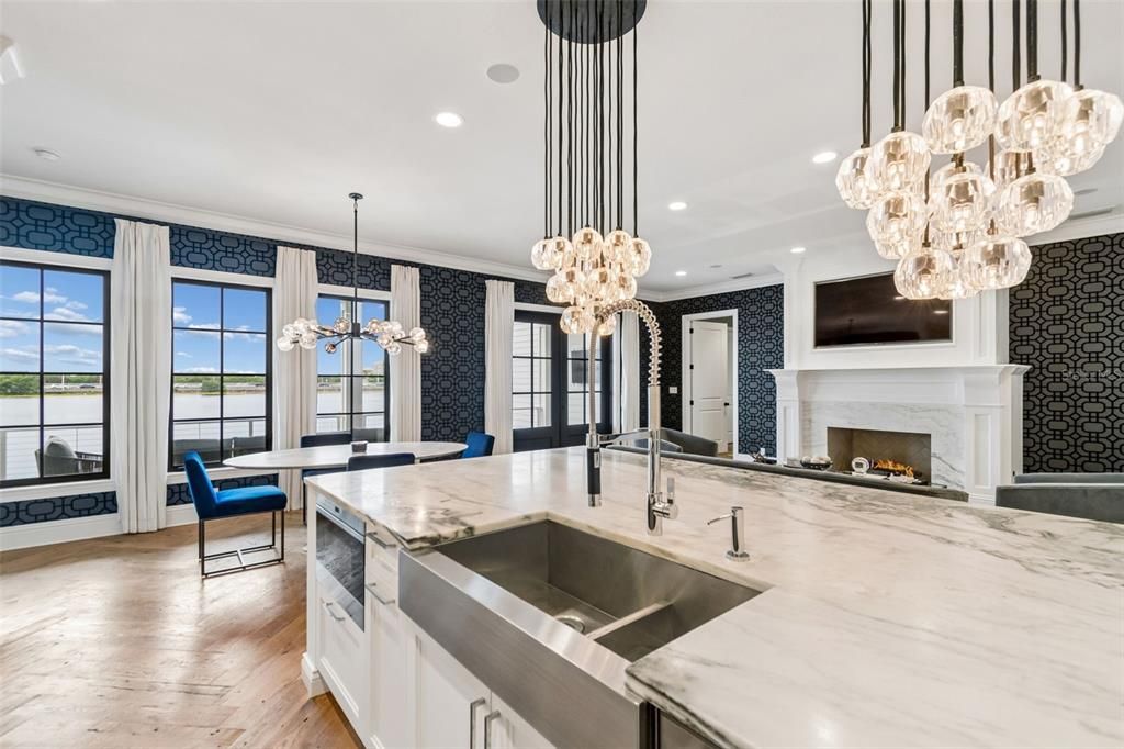 : $4,000,000 (5 beds, 5 baths, 5006 Square Feet)