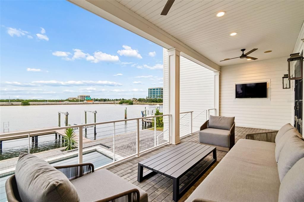 : $4,000,000 (5 beds, 5 baths, 5006 Square Feet)