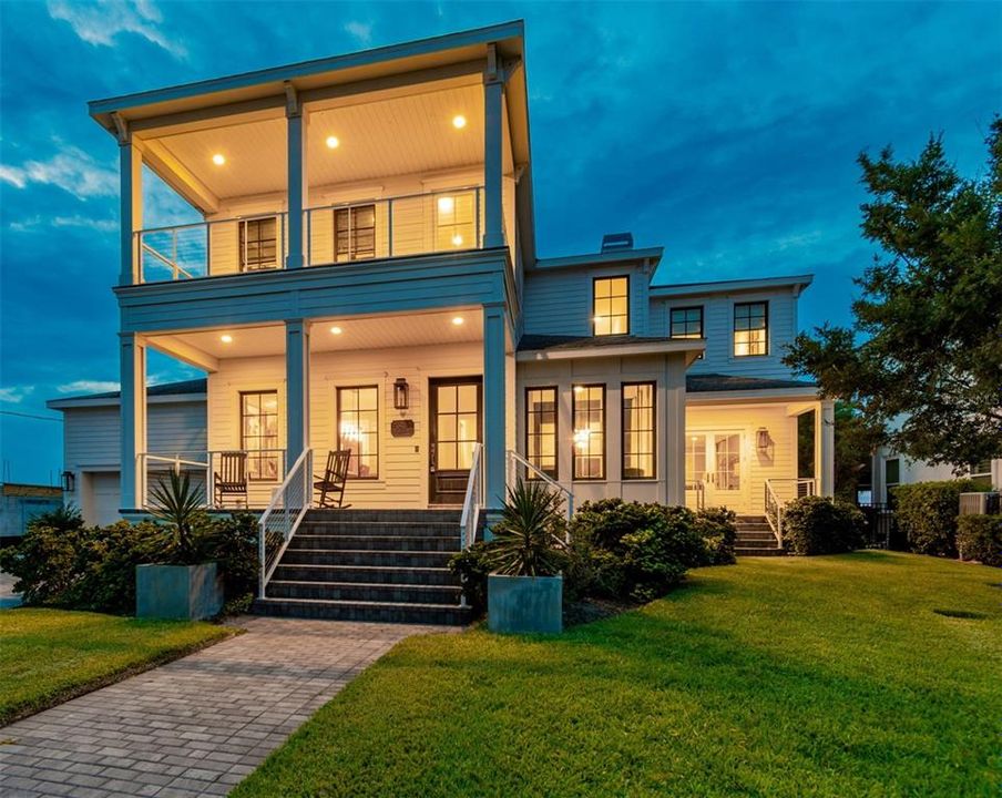 : $4,000,000 (5 camas, 5 baños, 5006 Pies cuadrados)