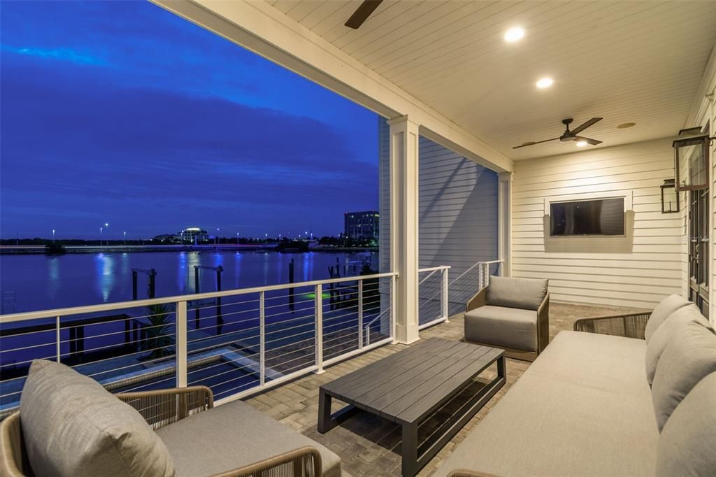 : $4,000,000 (5 beds, 5 baths, 5006 Square Feet)