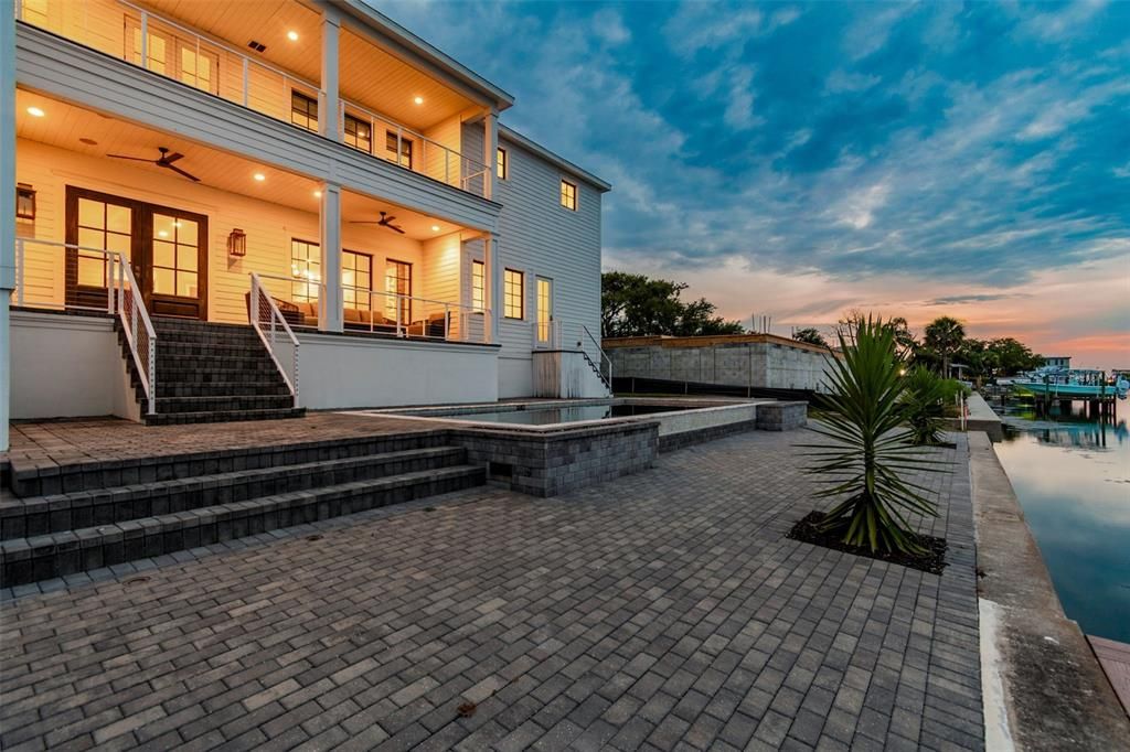 : $4,000,000 (5 beds, 5 baths, 5006 Square Feet)