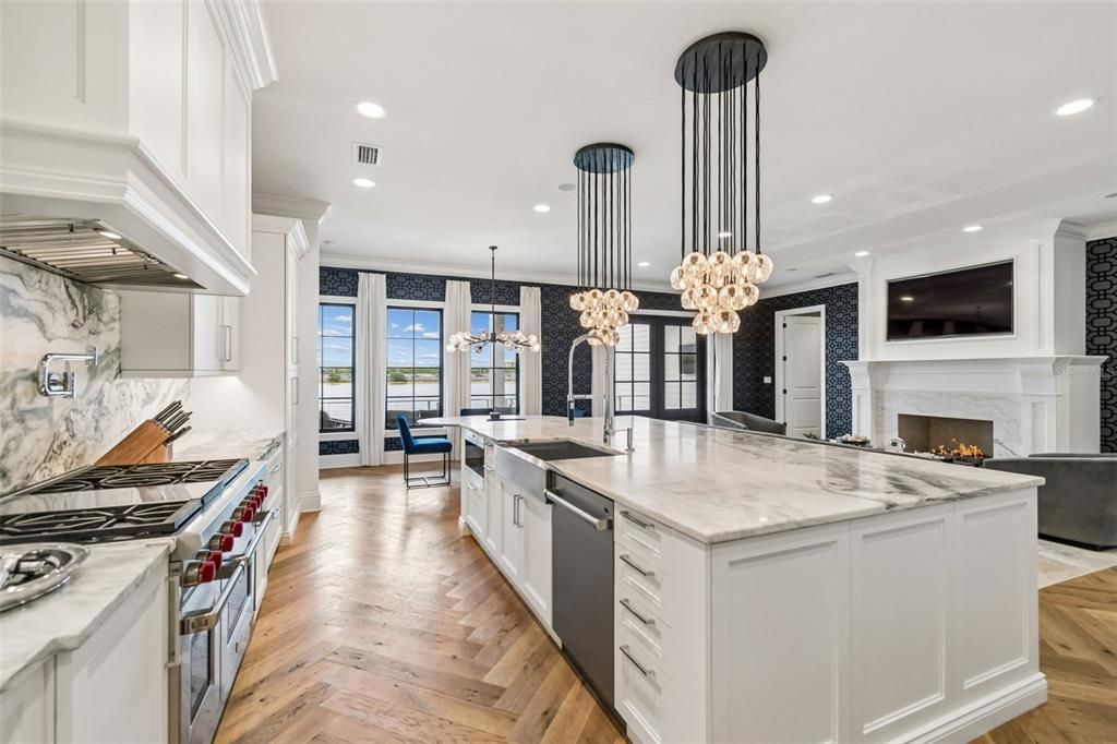 : $4,000,000 (5 beds, 5 baths, 5006 Square Feet)