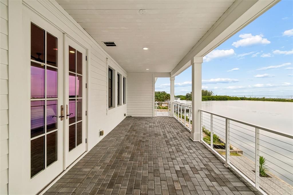 : $4,000,000 (5 beds, 5 baths, 5006 Square Feet)