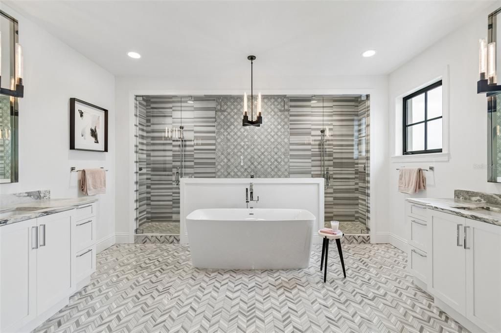 : $4,000,000 (5 beds, 5 baths, 5006 Square Feet)