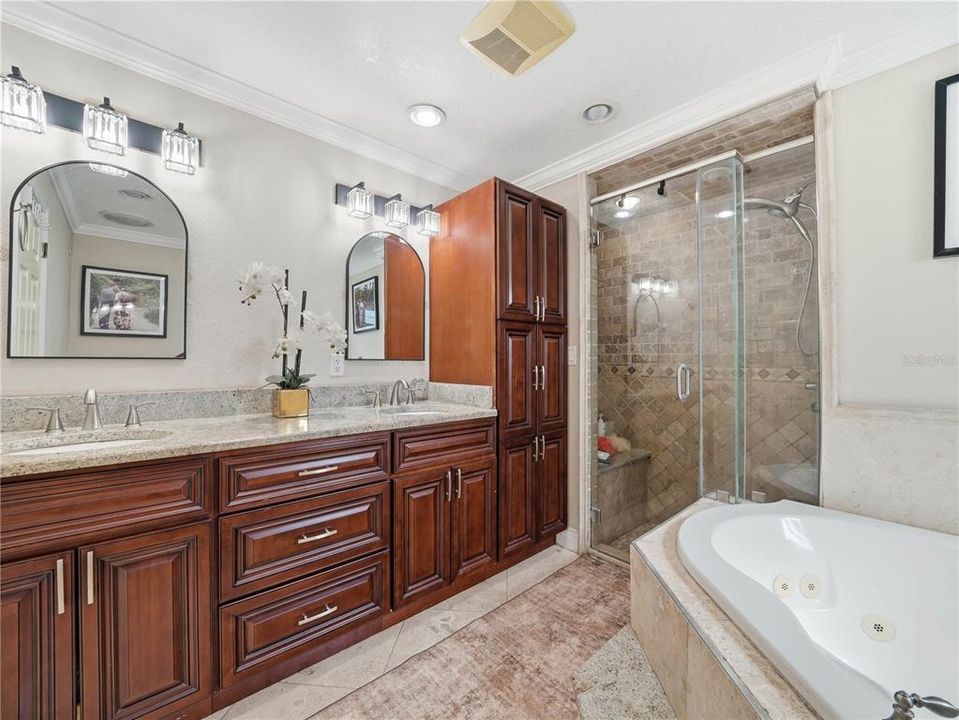 En Venta: $365,000 (3 camas, 2 baños, 2031 Pies cuadrados)