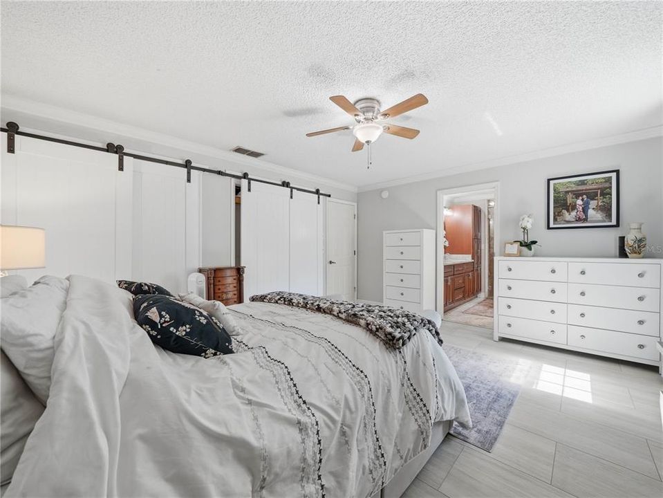 En Venta: $365,000 (3 camas, 2 baños, 2031 Pies cuadrados)