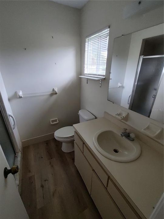 For Rent: $1,400 (2 beds, 2 baths, 1040 Square Feet)