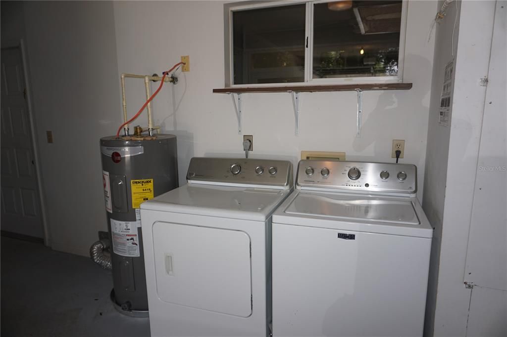 For Rent: $1,400 (2 beds, 2 baths, 1224 Square Feet)