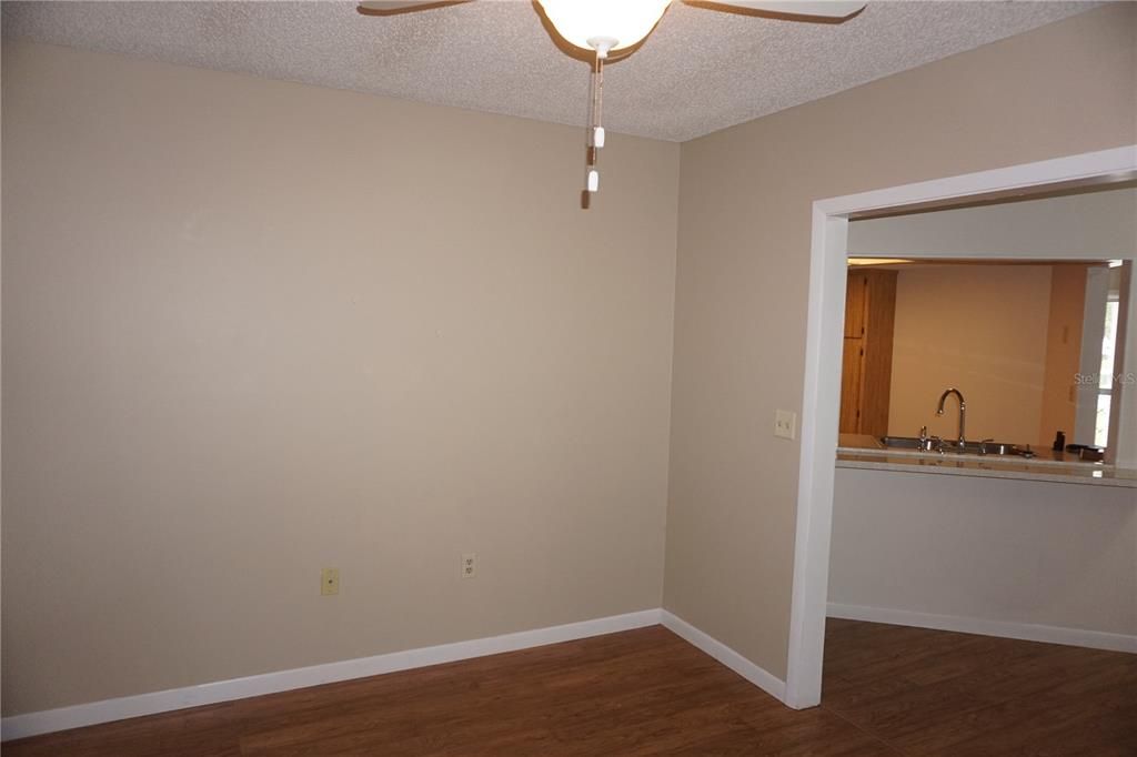 For Rent: $1,400 (2 beds, 2 baths, 1224 Square Feet)