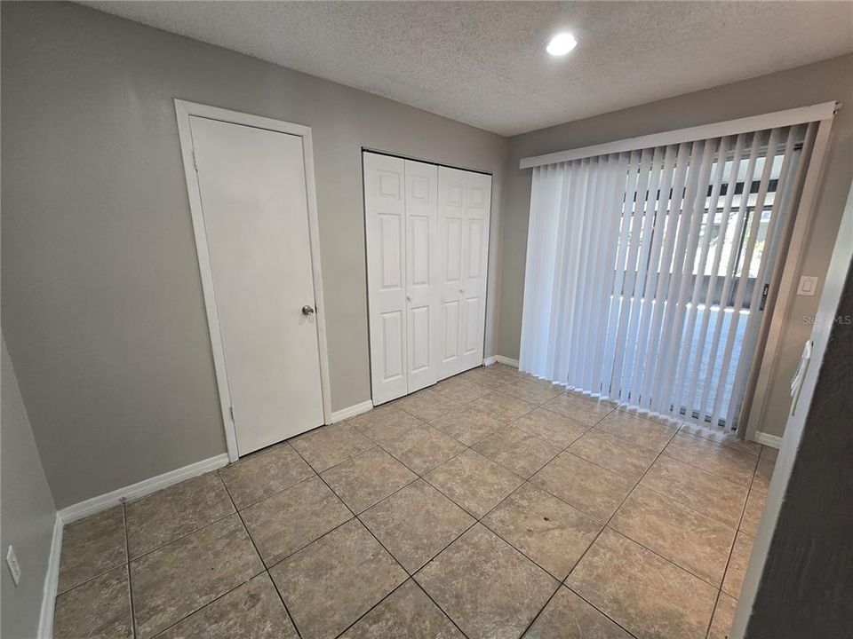 For Rent: $2,100 (3 beds, 2 baths, 1136 Square Feet)