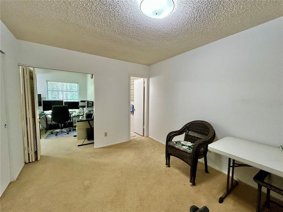 En Venta: $129,900 (2 camas, 2 baños, 1100 Pies cuadrados)