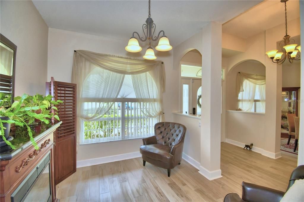 For Sale: $374,000 (3 beds, 2 baths, 1893 Square Feet)